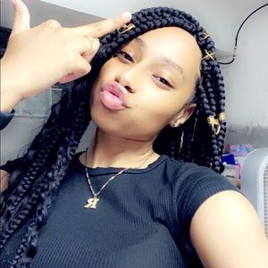 Meet your Posher, Aiyana